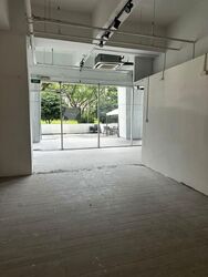 Ct Hub (D12), Retail #526334391